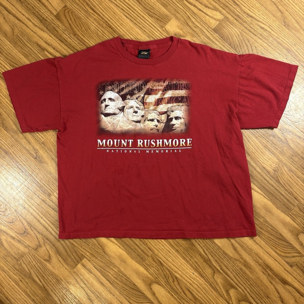 Vintage Mount Rushmore USA T Shirt XL Prairie Mountain Red 90s Tourist Made USA